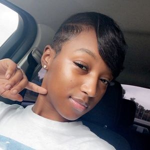 Meet your Posher, Kiara